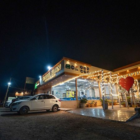 Treebo Winter Town Venna Lake Mahābaleshwar Exterior foto